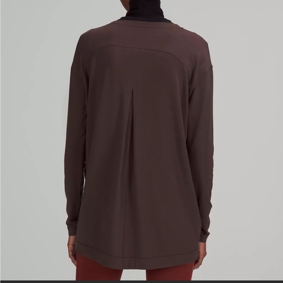 Lululemon 💋 long sleeves top - Picture 4 of 13